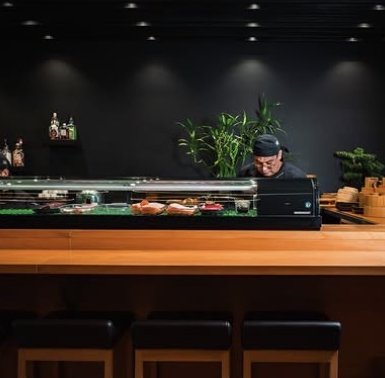 O balcão do sushiman